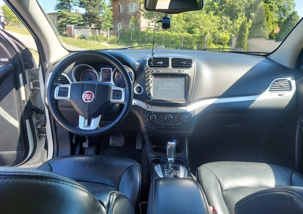 Fiat Freemont cena 42000 przebieg: 245000, rok produkcji 2013 z Świętochłowice małe 191